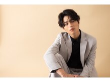 《ビジネスシーンでも人気のある爽やかなメンズパーマスタイル◎》#メンズパーマ#眉毛#フェザーパーマ