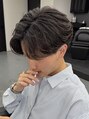 アンドメゾンオム(&Maison. homme) センターパート/マッシュウルフ/フェザーパーマ/波巻きパーマ