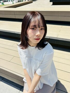 アンブル リュクス 池袋(amble luxe) 顔周りカット/レイヤーカット