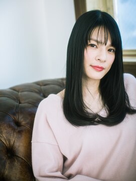 フェティッシュ(fetish) シンプル黒髪ストレート