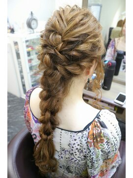 エヌエービー 池袋店(N.A.B.) 編み下ろし（ヘアセット）