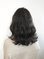 バズ ビー(BUZZ Bee)&nbsp;【梅田】アディクシーカラー×グレーアッシュ