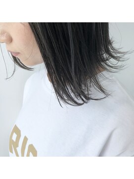 テクライズ 豊橋店(TECHRISE) ボブ×ハイライト×シルバー