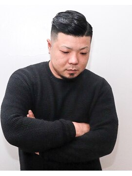 ワンワンオー バーバーショップ コンチネンタル(@110 BARBER SHOP continental) ７：３分け目しっかりサイドパート