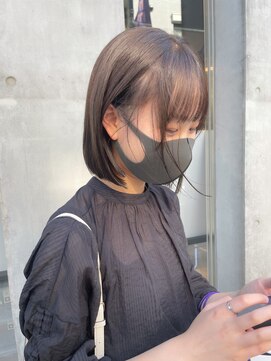 ロマリア(Lomalia) 【Lomalia Shihomiスタイル 】ブリーチなしアッシュグレージュ