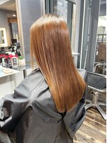ヘアアンドメイク エジェリ(hair&make egerie)&nbsp;オレンジベージュカラー・レイヤー無しストレートロング