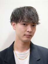レボルトヘアー(R EVOLUT hair) ツーブロックマッシュメンズパーマフェザーパーマセンターパート