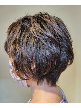 松本平太郎美容室 吉祥寺パートファイブ(PART5) ステップグラデーション×白髪ぼかしハイライト