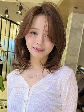 グランド(GRAND) ミディアム20代30代40代ストレートレイヤー前髪表参道【平島】