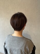 ツヅル(tsuzuru.)&nbsp;どの角度から見ても美しいレディースショート！