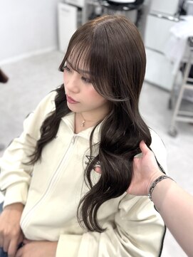 リヴ オオサカ(LIV OSAKA) オリーブベージュ/ブリーチなし/顔まわりレイヤー