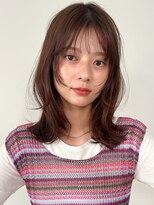 トレス(TRESS)&nbsp;セミロング　レイヤーカット　顔周りレイヤー　ブラウン　表参道
