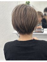 エイル(Aile)&nbsp;白髪を忘れる大人美人ショート