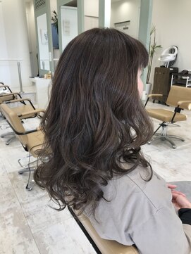 ノヴェル 富沢店(NOVEL) グレイカラー