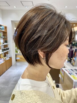 アテナ アヴェダ(ATENA AVEDA) (ATENA AVEDA)短すぎない大人ショートボブ11