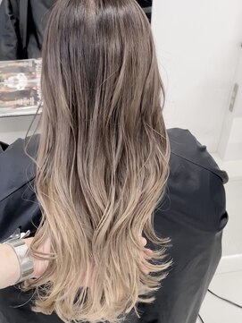 アライブ キチジョウジ(ALIVE Kichijoji) 小顔セミウェットウェーブハイライトカラーオリーブカラー