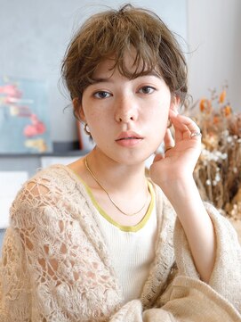 ハーバーズ バイ エムスラッシュ 鎌倉由比ヶ浜(Harbors by M.SLASH) HARBORS鎌倉/ダークグレージュ/大人かっこいい/くせ毛ショートe