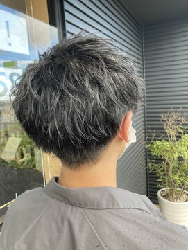 ナチュラル(Natural) 刈り上げマッシュショート