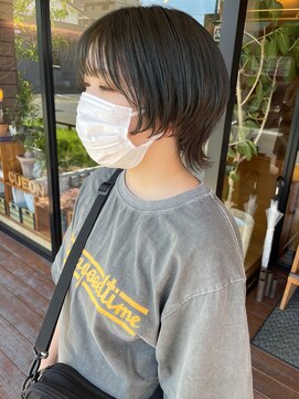 ヘア プロデュース キュオン(hair produce CUEON.) ショートウルフ×ミントグリーン