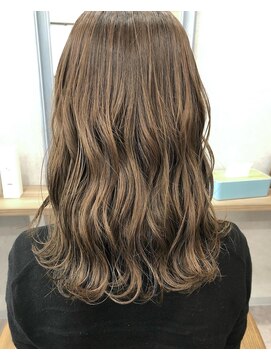 ヴァイオレット(violet) ベージュ系カラー