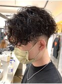 波巻きスパイラルパーマツイストスパイラルパーマセンターパート