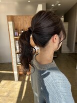 ニド(2do)&nbsp;ラベンダーブラウンのポニースタイル