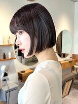 ノイカーム(noi Calm) 顔周りレイヤーカットグレージュカラーくびれボブショートカット