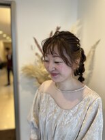 アンジュール&nbsp;お呼ばれスタイル、ツイン編みおろし