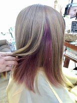 ニコル(Nicole) インナーカラー伸ばしかけミディアム