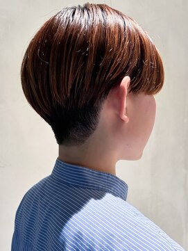 オーク 学芸大学(OAK) 耳だし 刈り上げ ハンサムショート 前髪なし