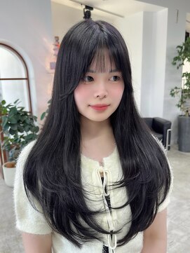 ソピ バイ インビテーション(sopi by invitation) ロングレイヤー レイヤーカット ダークカラー ダークラベンダー