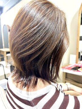 ジンリッチ(JiN RiCH) 美髪★外ハネくびれスタイル