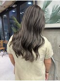 細めでたっぷりコントラストハイライト