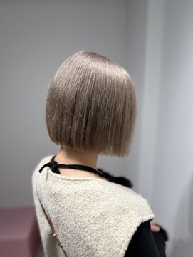 エゴ 池袋(EGO) ミルクティーベージュ