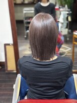 ウニヘアー(uni hair)&nbsp;白髪ボカシ＋メテオカラーでカラーも楽しむ