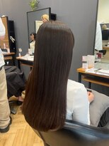 アルター(aL ter)&nbsp;艶髪縮毛矯正［ワンホンレイヤー/ミルクティー鎌取］長野歌穂