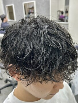 グロップ 町田(GLOP) 今っぽ無造作メンズ波巻きパーマ