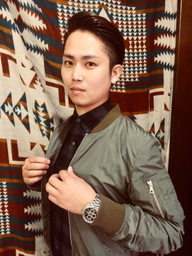 ダンプカット(DUMP CUT) ツーブロがち七三分け!