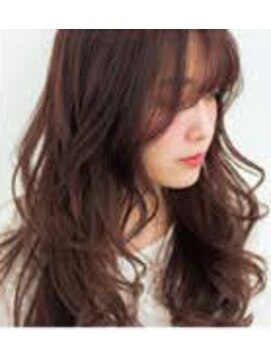ティモーネ(Timone) 質感カットとウェーブでガーリーな魅力が満載