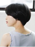 大人ショートボブ「クールシック×抜け感」