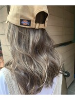 ハンモックヘアーサロン ココナ(Hammock Hair Salon COCONA) ミルクティベージュ×ハイライト