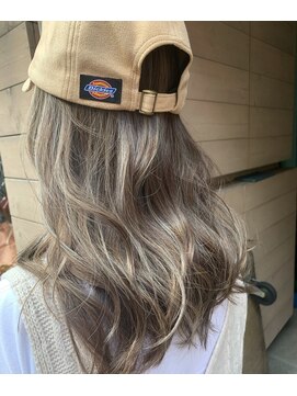 ハンモックヘアーサロン ココナ(Hammock Hair Salon COCONA) ミルクティベージュ×ハイライト