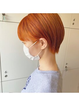 ルクワ(RUQWA) 丸みショートとビタミンカラー