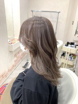 クリーム(CREAM) ラベンダーグレージュカラー