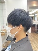 -Ameri-刈り上げ女子のハイライトブルーグレージュ