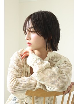 エクリ 麻布十番(equri) 切りっぱなしミニボブ