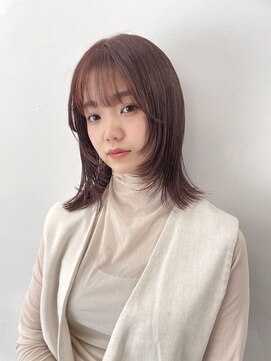 シー(thee) pink beige × layer cut