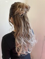 アトリエルナ(ATELIER LUNA) ハーフアップ