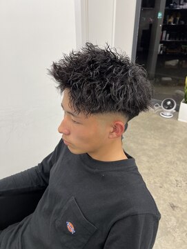 ラッドバイプティパ(rad...by petit-pas) ツイストパーマ×スキンフェード/フェード/ツイスト/水戸