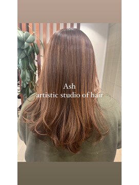 アッシュ アーティスティック スタジオ オブ ヘア(Ash artistic studio of hair) ロング×3Dカラー
